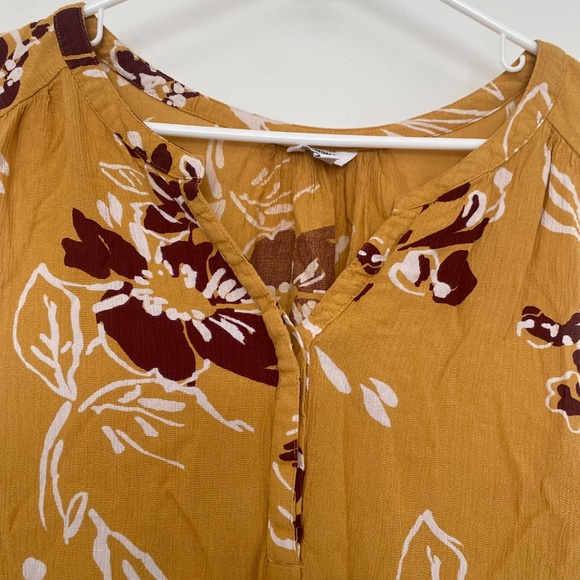 🛍️ GIFT IDEA! 🌼 GORGEOUS TANK BLOUSE 🌼 Yellow/Maroon Floral Print Flowy Top - Picture 8 of 10